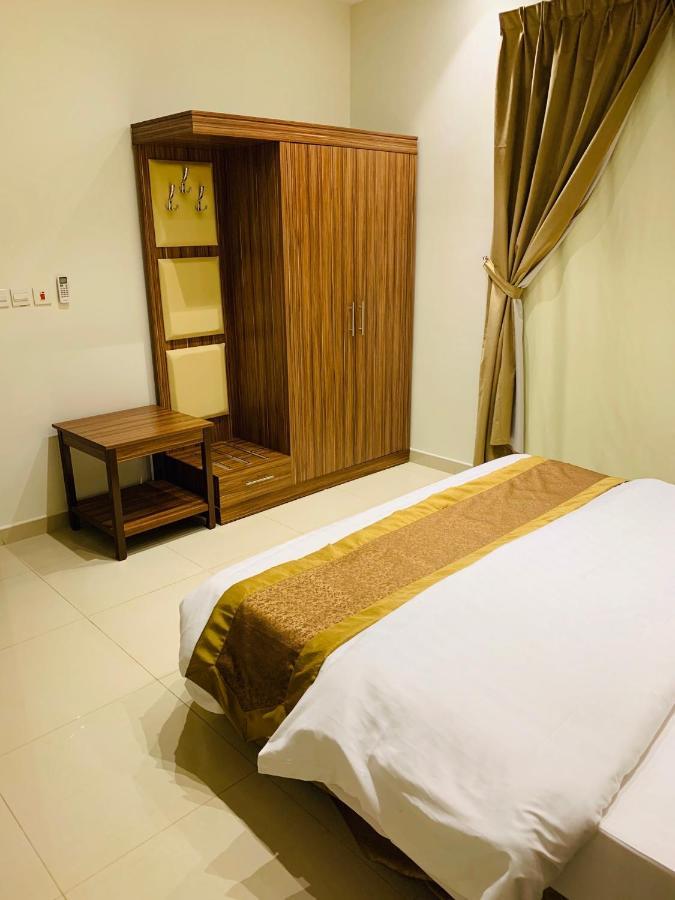 Al Bateel Furnished Apartments Riadh Exterior foto