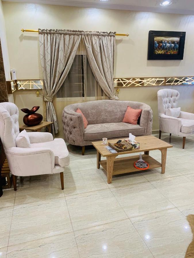 Al Bateel Furnished Apartments Riadh Exterior foto